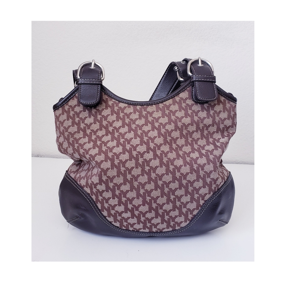 NEW YORK & CO. SHOULDER PURSE
